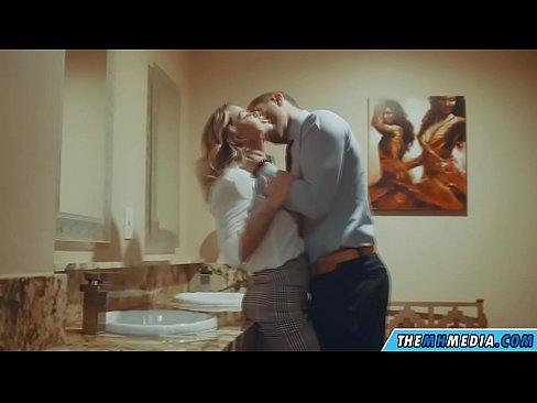❤️ عندما تغريك شقراء مفلس في مرحاض عام عندنا٪ ar.sex78.ru٪؛ ❌️